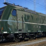 BR_185_145_Roco_H0_grun_bahngarfield_Christian