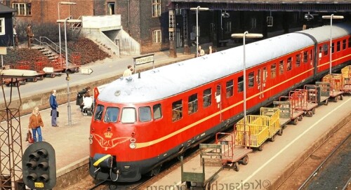 BR_608_VT_08_DSB_danske_Staatsbahnen_Danemark_Kopenhagen_1982-1.jpg