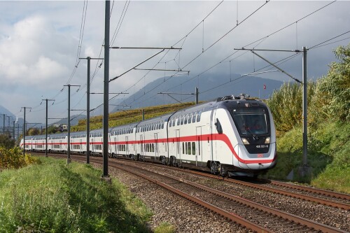 ICE_3_4_5_schweiz_SBB_bahngarfield_Christian.jpg