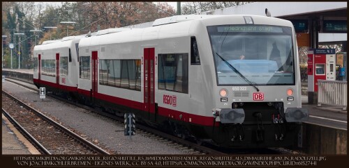 VT_650_BR_Stadler_Regio-Shuttle_als_DB-_in_Radolfzell_Epoche_3-3.jpg