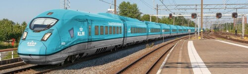 KLM_Royal_dutch_Airlines_blue_ICE_3_NEO_5_DB_Nederlands_Spoorwegen_bahngarfield_Christian.jpg