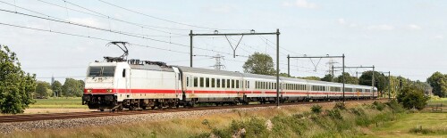NS-186_BR_187_Bombardier_Traxx_gelb_Nederlands_Spoorwegen_bahngarfield_Christian-a.jpg