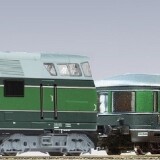 Berlin_Leipzig_Express_BR_219_DR_118_V_180-Fieberglas_kanzel_dunkelgrun_hellgrun-3