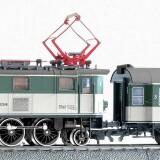 BR_132_e_32_Umbauwagen_dreiachser_Pop_Art_grun_DB-4