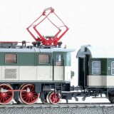 BR_132_e_32_Umbauwagen_dreiachser_Pop_Art_grun_DB-a-2