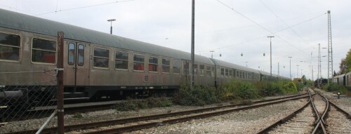 Silberlinge_N_Wagen_Nordlingen_BW_bayrisches_Eisenbahnmuseum-1.jpg