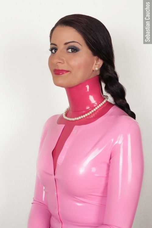 Annarosenmuller-pink-rubber.jpg