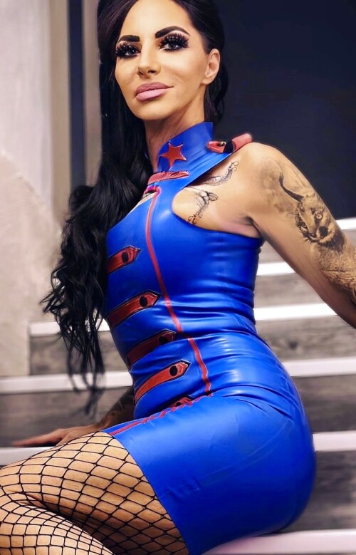 Blue-Latex-annarosenmuller.jpg